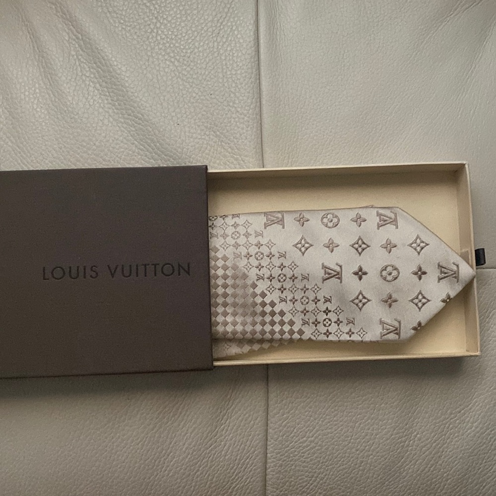 Vintage Louis Vuitton Micro Damier Classic Pattern Checked Silk Tie